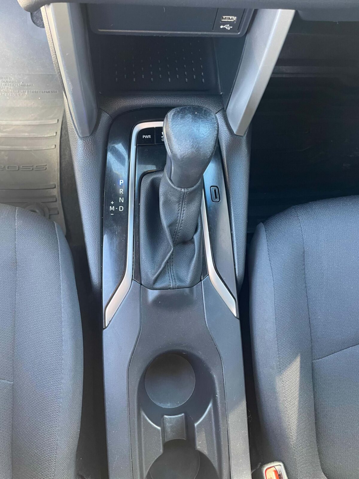 TOYOTA COROLLA CROSS XEI 2.0 CVT - Imagen 16