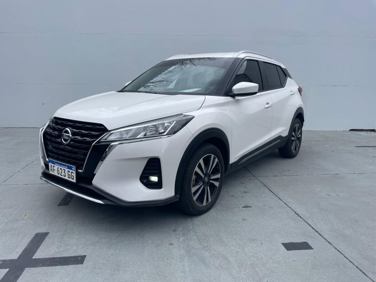 NISSAN KICKS 1.6 ADVANCE MT - Imagen 1