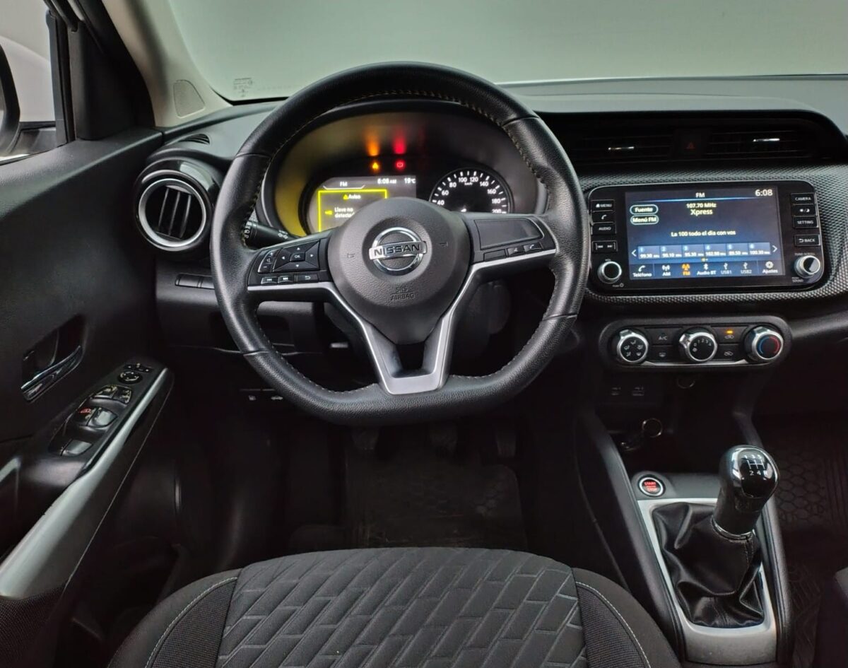 NISSAN KICKS 1.6 ADVANCE MT - Imagen 13