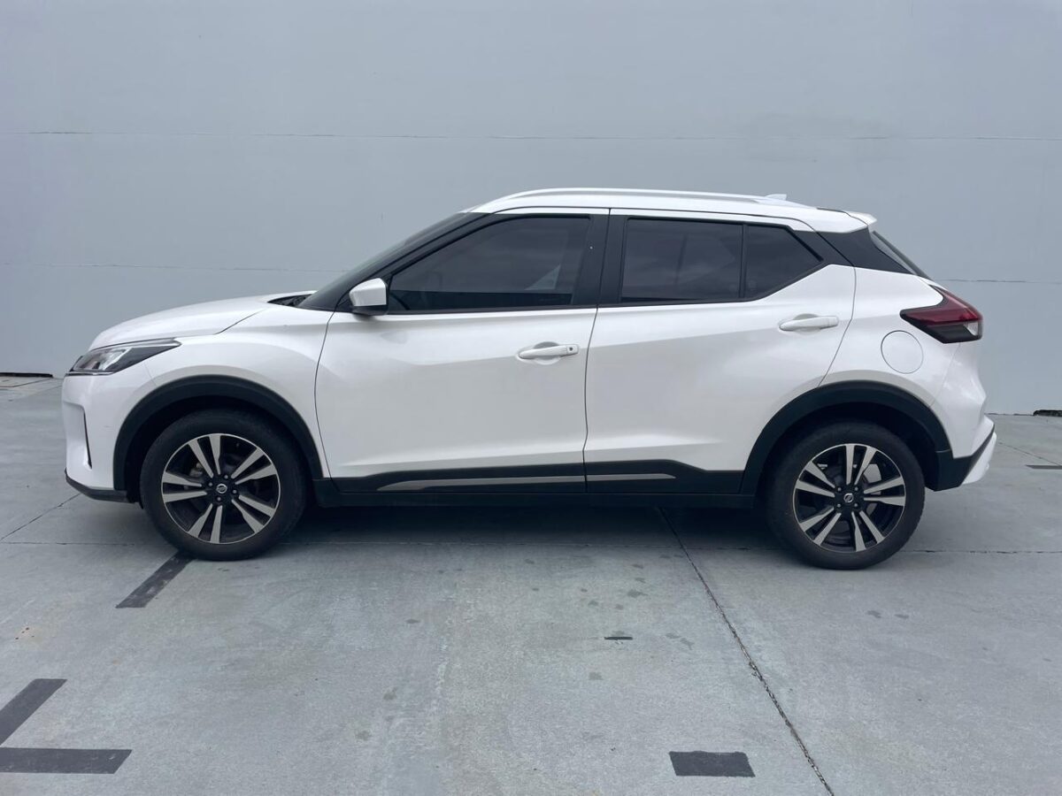 NISSAN KICKS 1.6 ADVANCE MT - Imagen 7