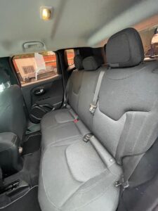 JEEP RENEGADE SPORT 1.8L MT - Imagen 9