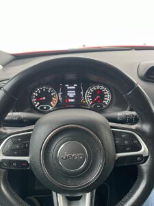 JEEP RENEGADE SPORT 1.8L MT - Imagen 15