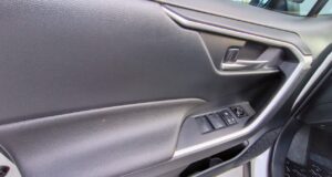 TOYOTA RAV4 HV 2.5 XLE CVT - Imagen 10