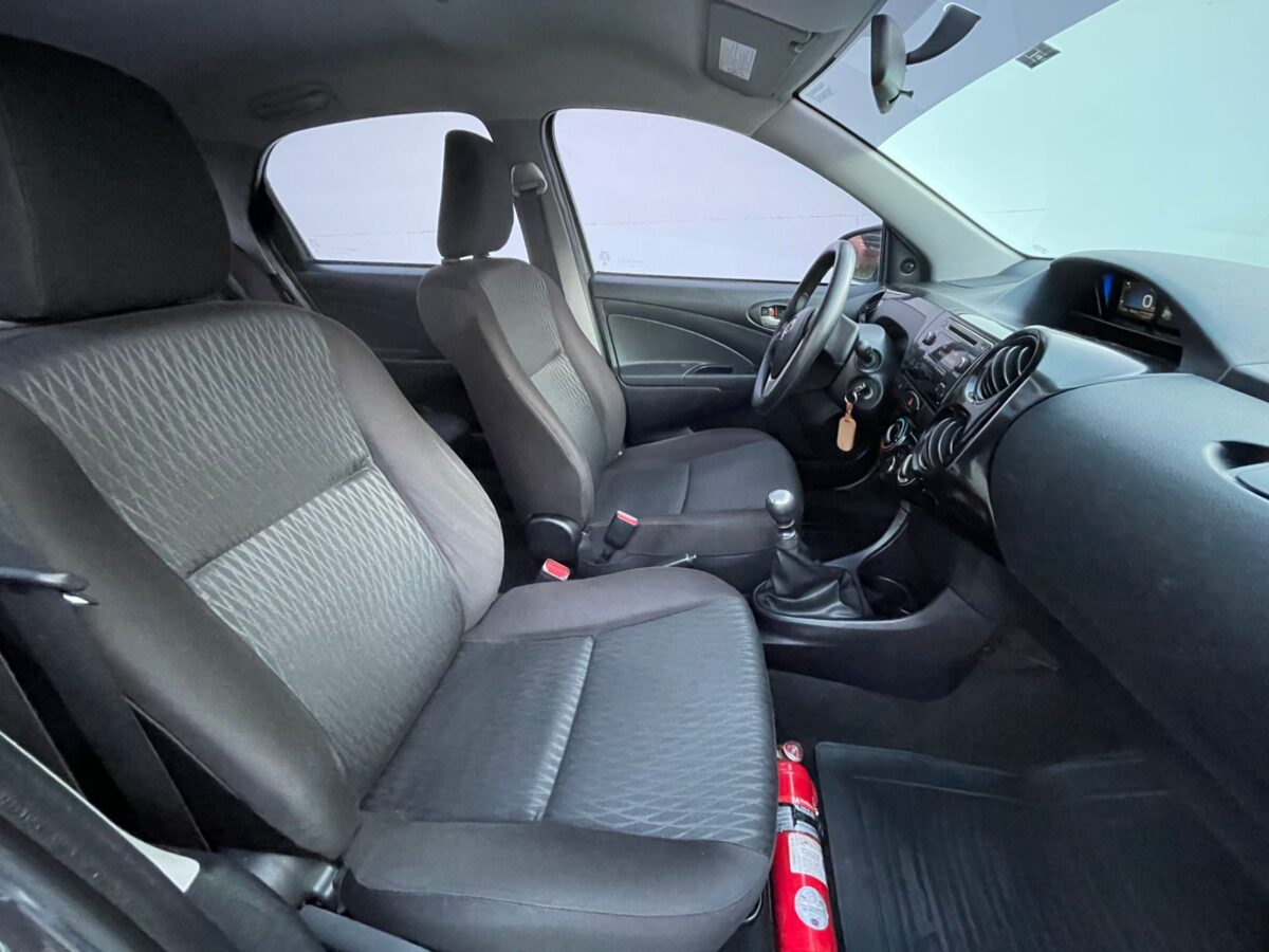 TOYOTA ETIOS X 1.5 6M/T 4P.MY23 - Imagen 14