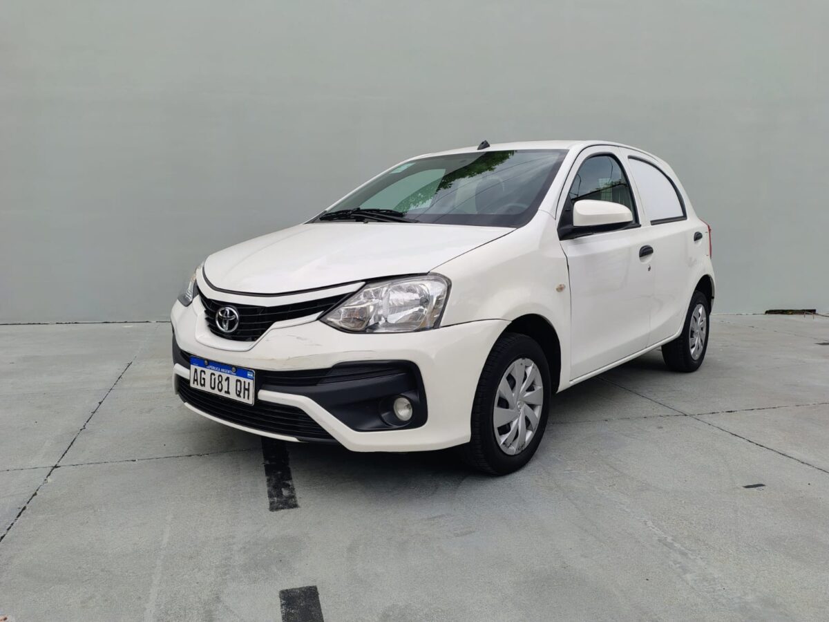 1 TOYOTA ETIOS AIBO 1.5 6M/T-MY23 - Imagen 1
