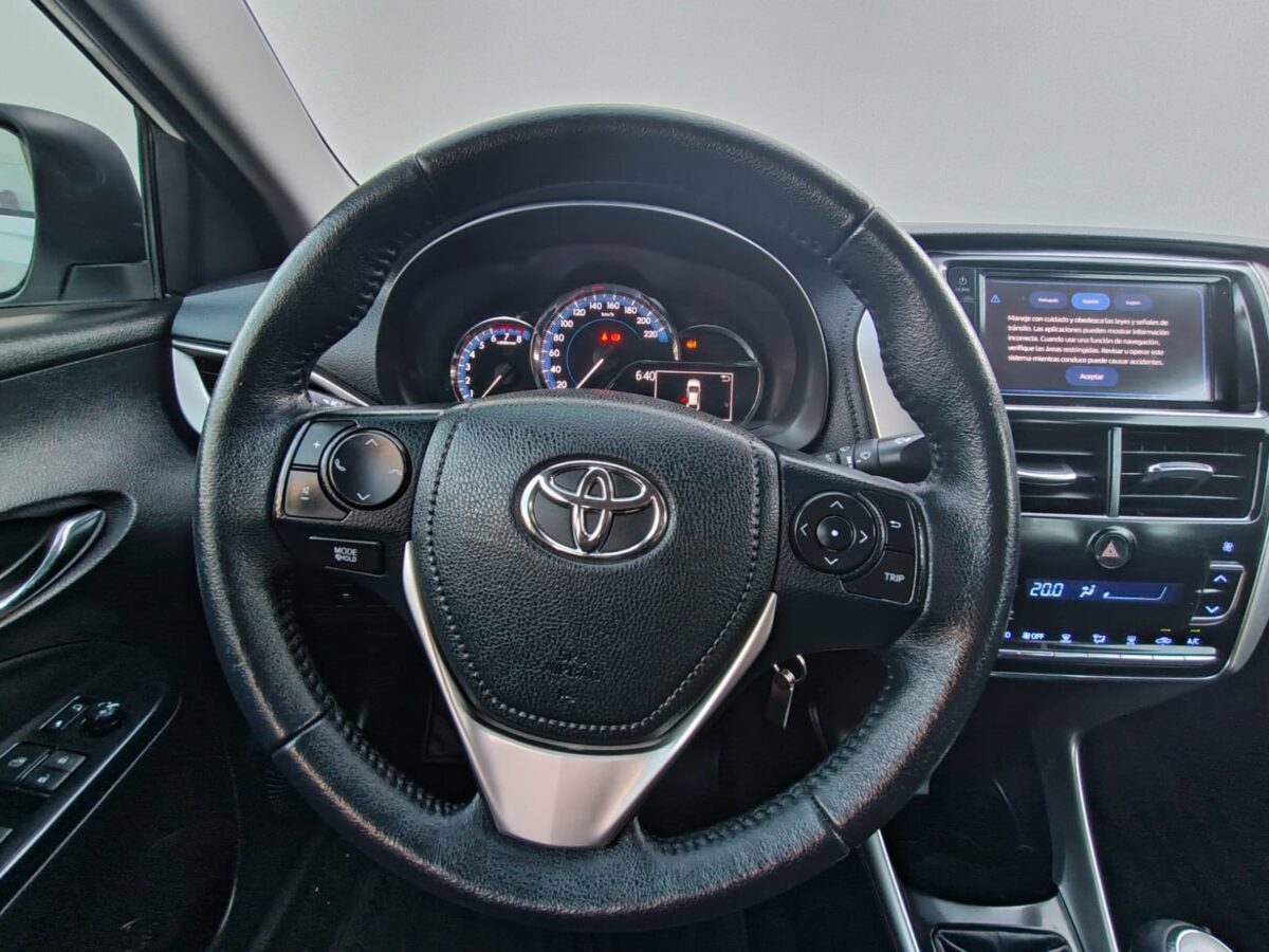 TOYOTA YARIS XLS 1.5 6M/T 4P-19 - Imagen 10