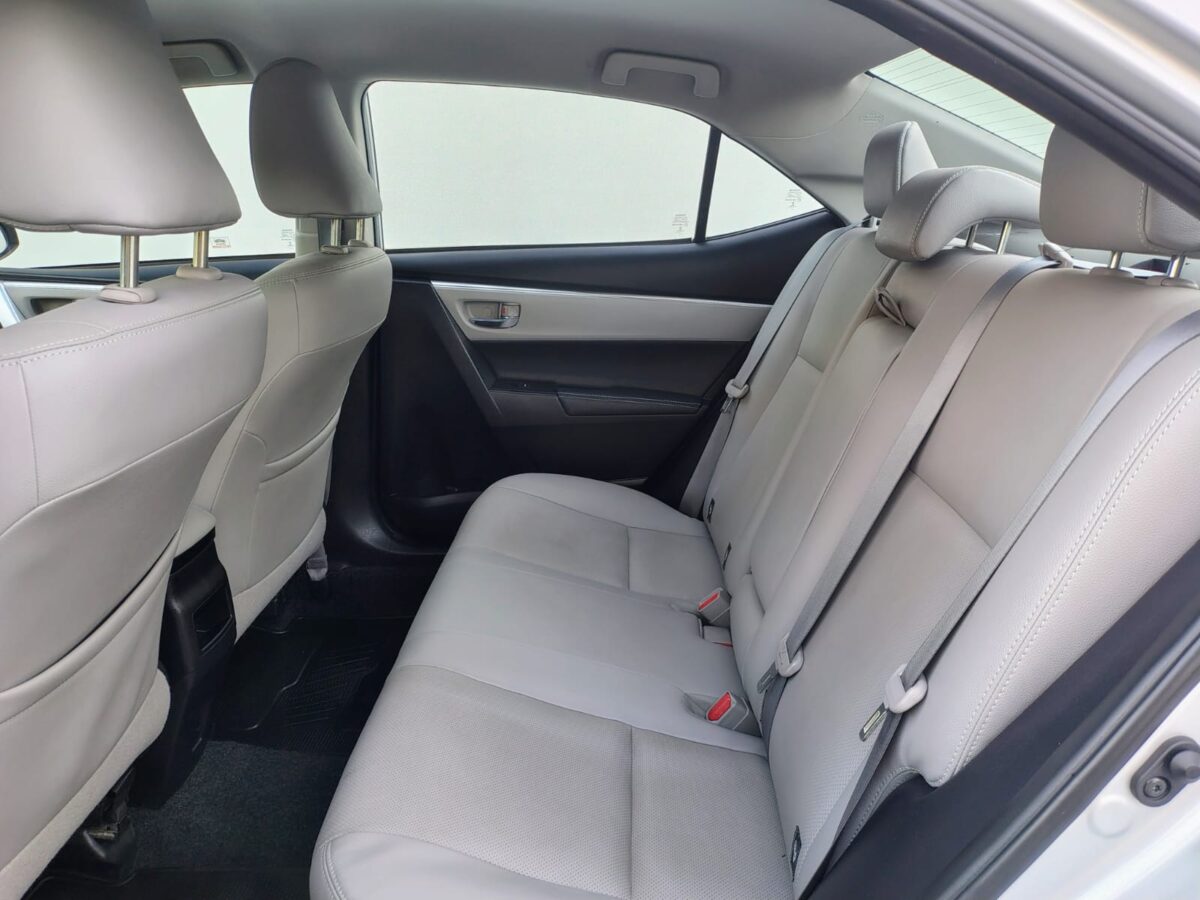 TOYOTA COROLLA XEI PACK 1.8 6M/T L/18 - Imagen 15