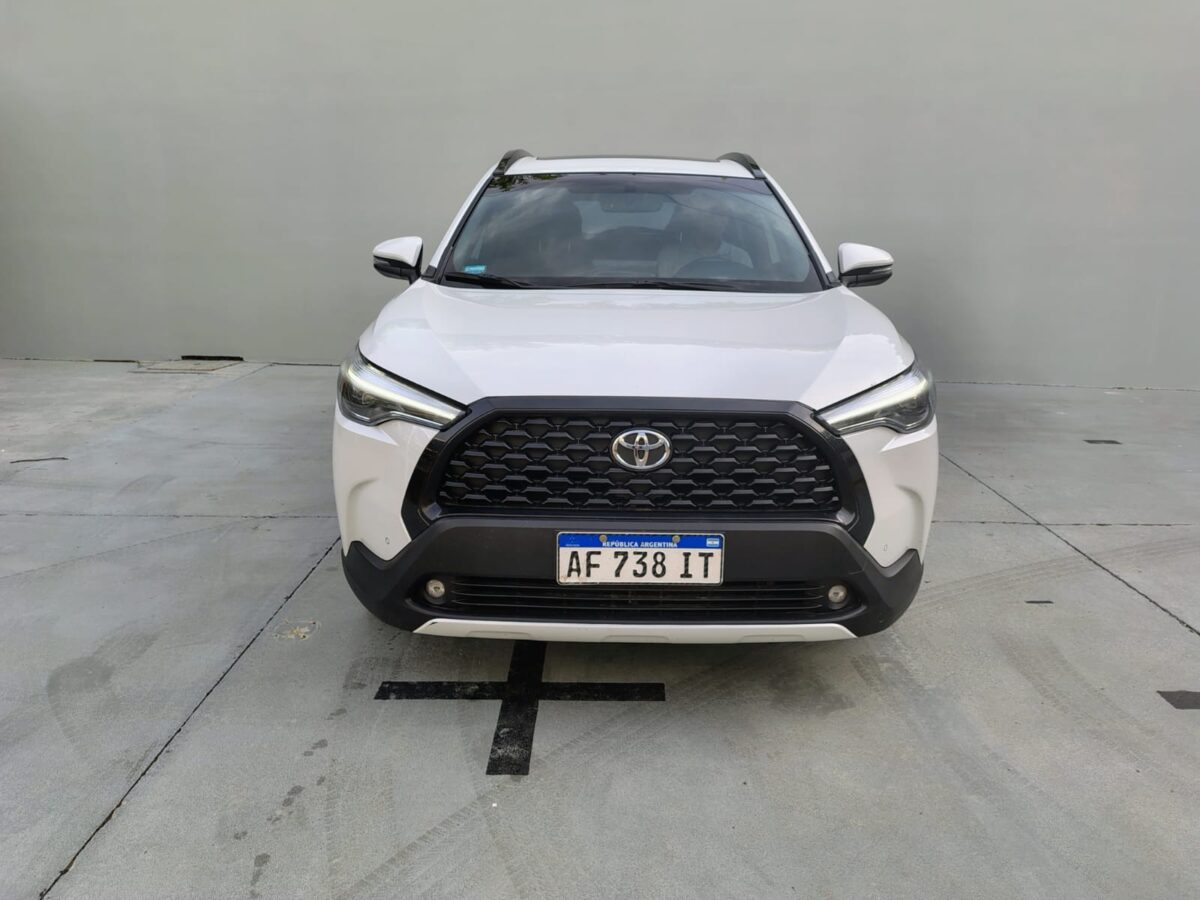 TOYOTA COROLLA CROSS XEI 2.0 CVT-MY23 - Imagen 3