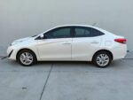 TOYOTA YARIS XLS 1.5 6M/T 4P-19 - Imagen 4
