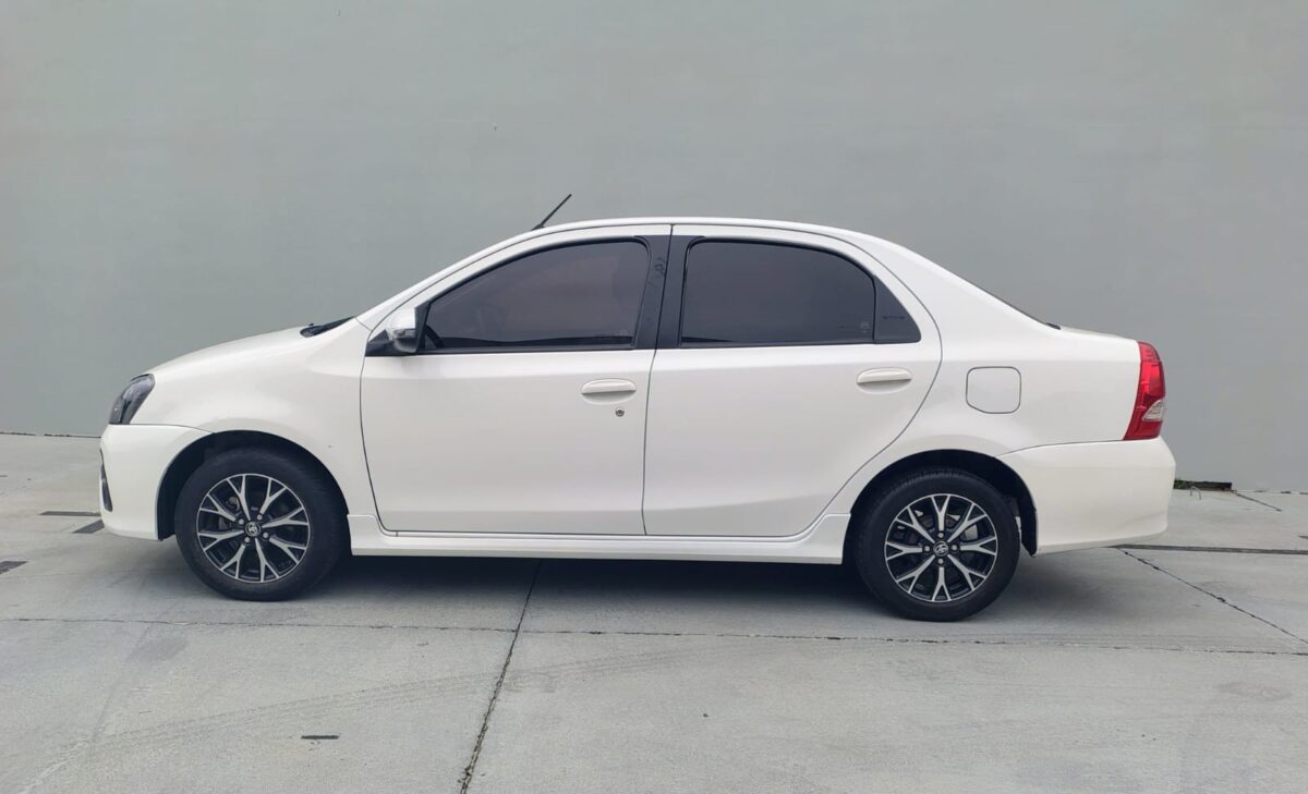 TOYOTA ETIOS XLS 1.5 6M/T 4P.-MY.21 - Imagen 6