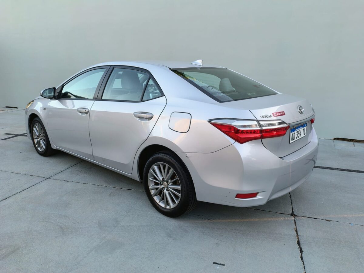 TOYOTA COROLLA XEI PACK 1.8 6M/T L/18 - Imagen 7