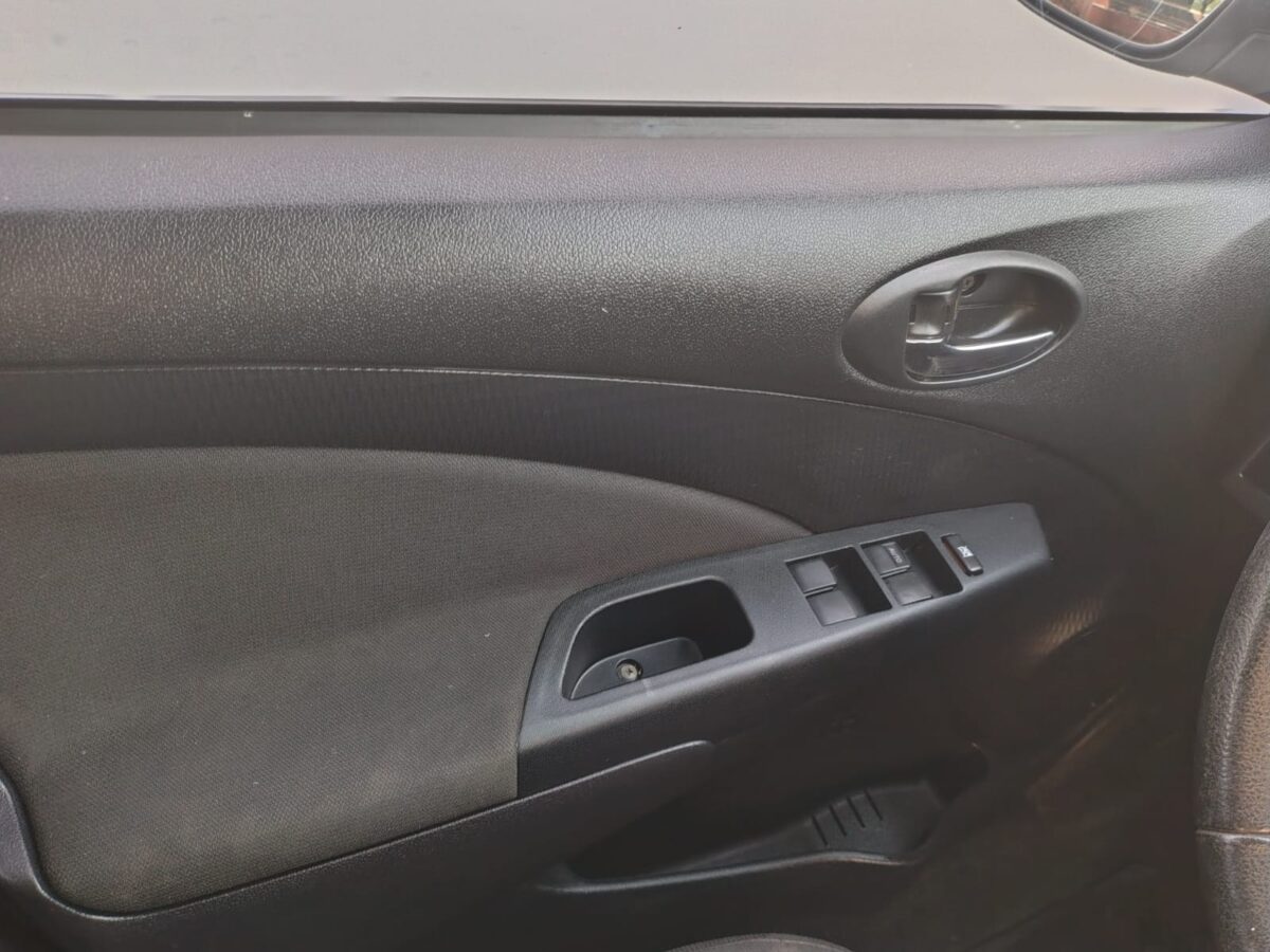 TOYOTA ETIOS XLS 1.5 6M/T 4P - Imagen 14