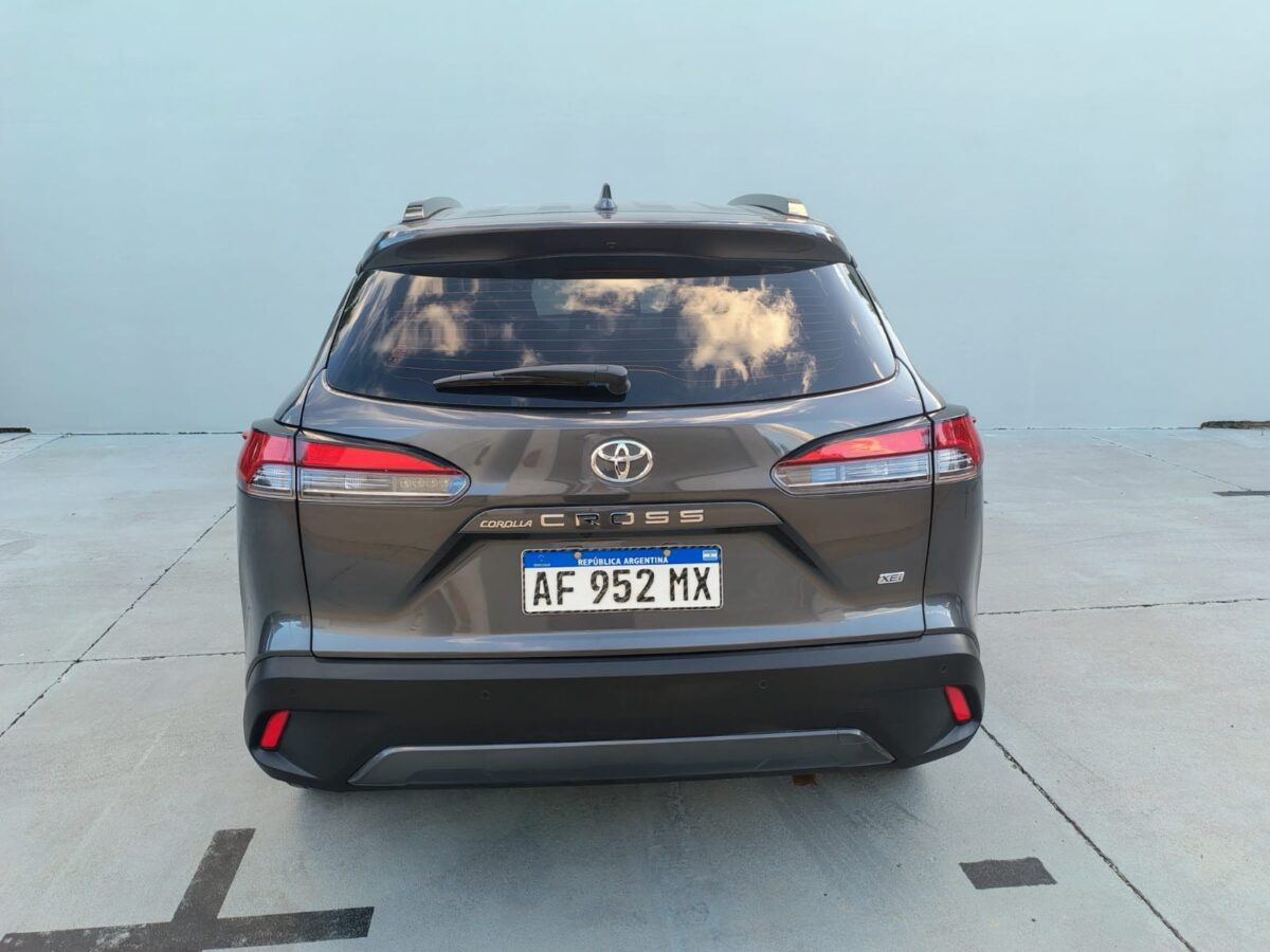 TOYOTA COROLLA CROSS XEI 2.0 CVT-MY23 - Imagen 5