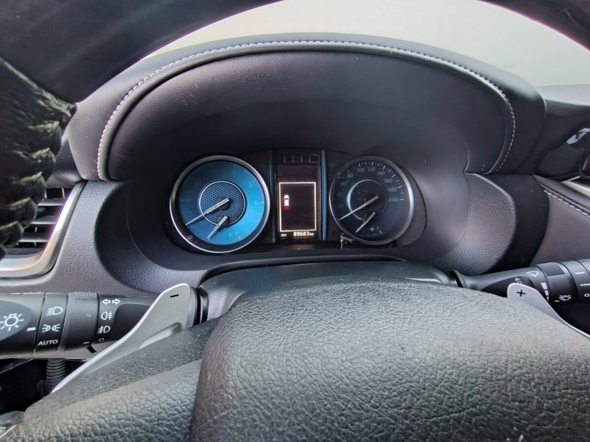 TOYOTA SW4 4X4 SRX 2.8 TDI 6 M/T 7A - Imagen 12