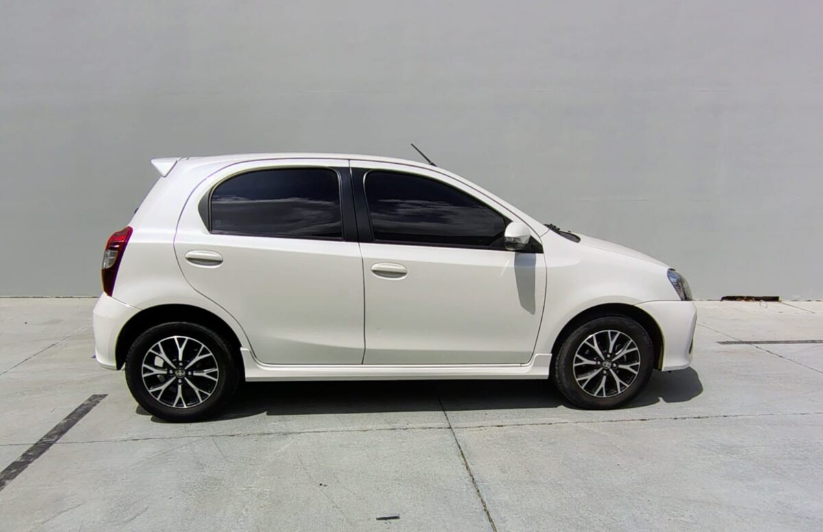 TOYOTA ETIOS PLATINUM 1.5 4A/T 5P. - Imagen 4