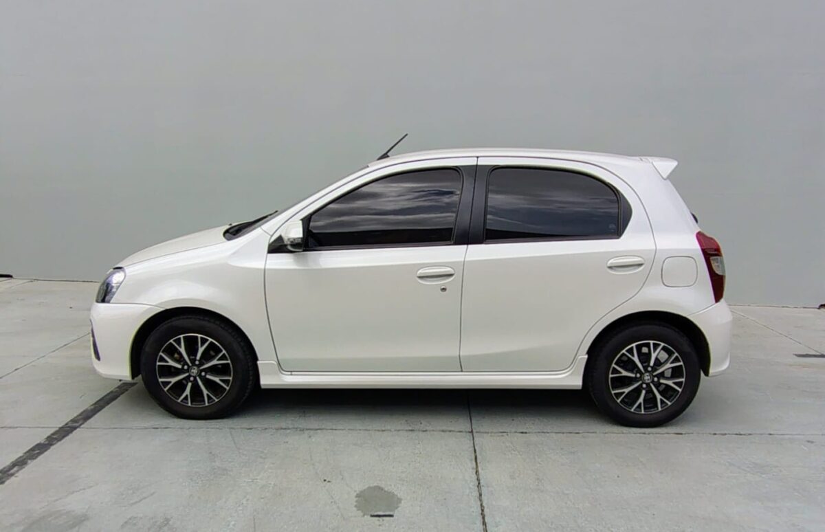 TOYOTA ETIOS PLATINUM 1.5 4A/T 5P. - Imagen 5