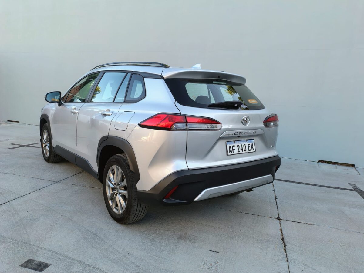 TOYOTA COROLLA CROSS XEI 2.0 CVT - Imagen 7