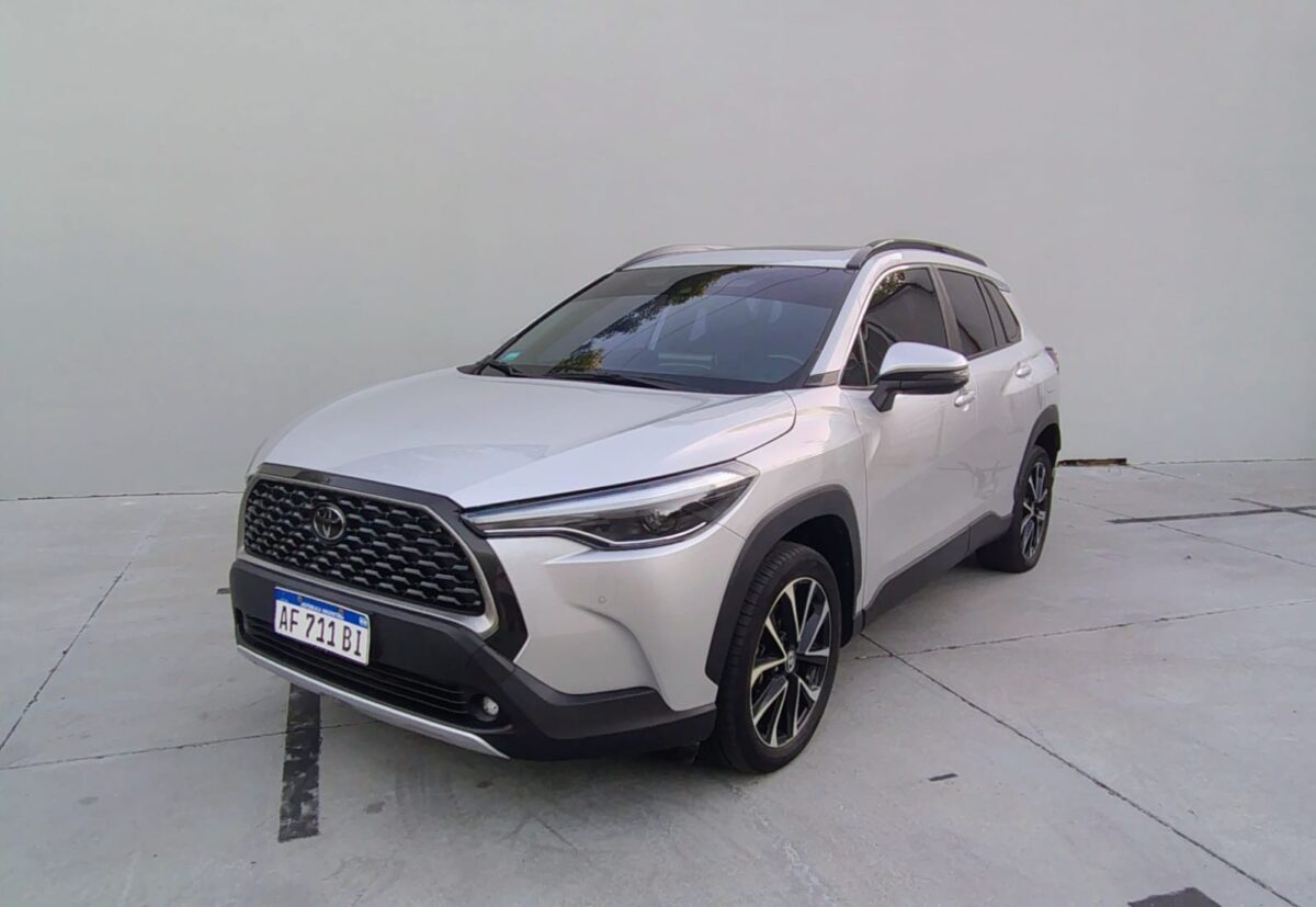 1 TOYOTA COROLLA CROSS SEG 2.0 CVT-MY23 - Imagen 1