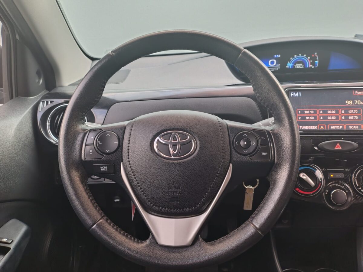 TOYOTA ETIOS XLS 1.5 6M/T 4P. L/18 - Imagen 13