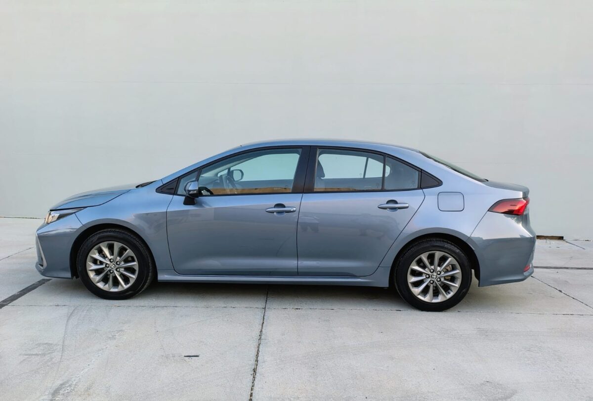TOYOTA COROLLA 2.0 XLI MT- MY.23 - Imagen 5