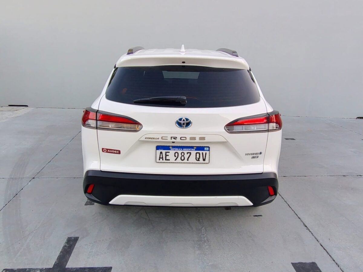 TOYOTA COROLLA CROSS XEI HV 1.8 eCVT - Imagen 8
