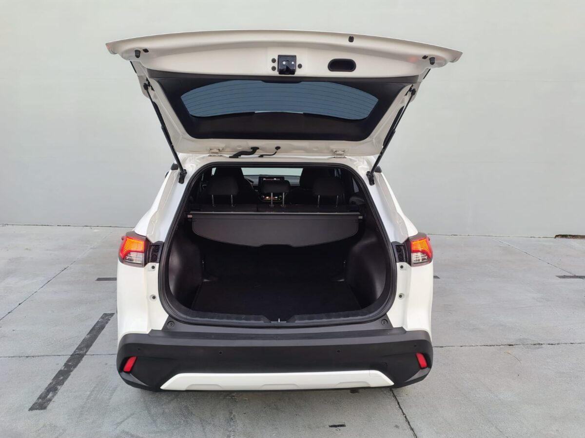 TOYOTA COROLLA CROSS XEI HEV1.8eCVT23 - Imagen 9