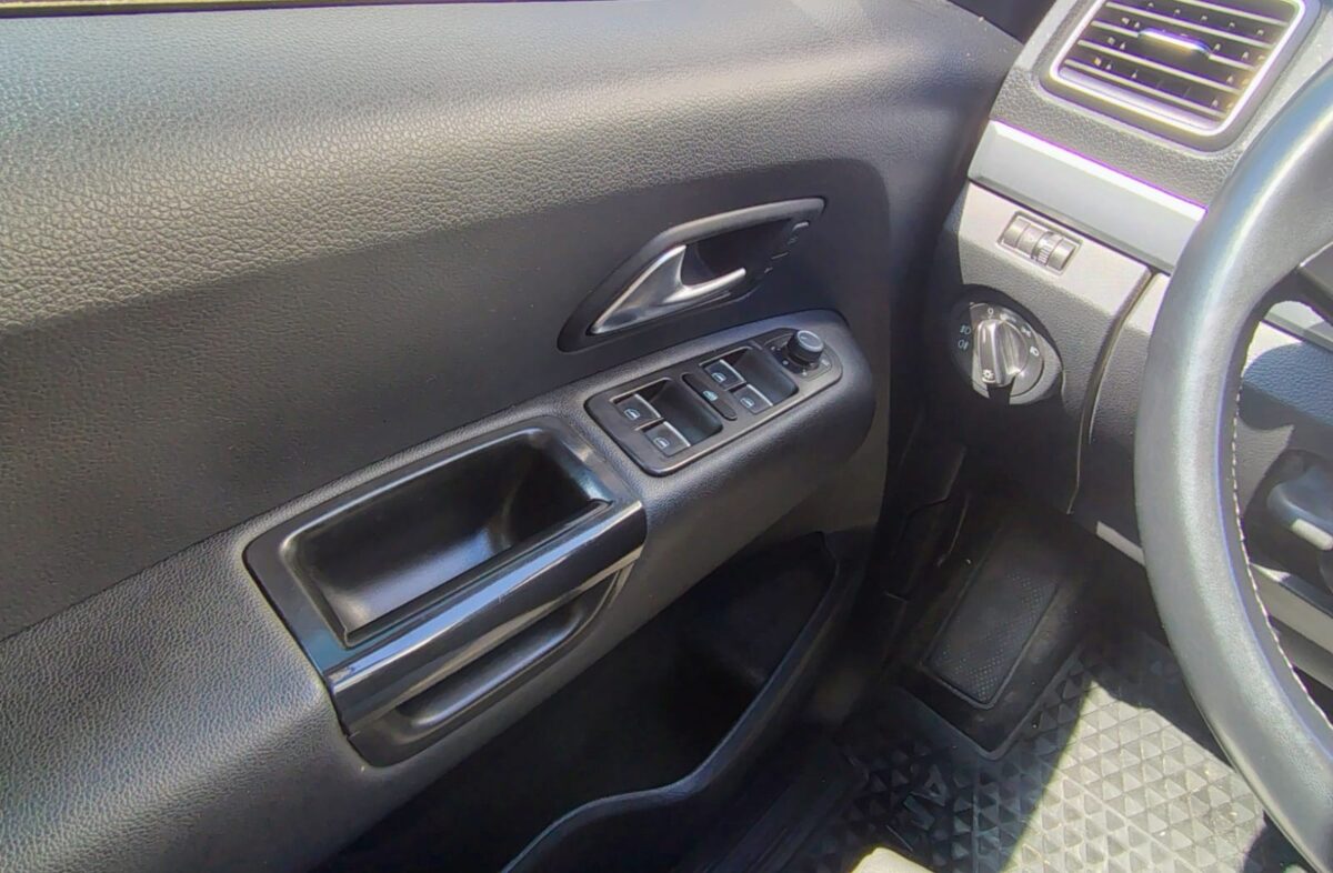 VOLKSWAGEN AMAROK HIGHLINE CD TDI AT 4X4 - Imagen 13