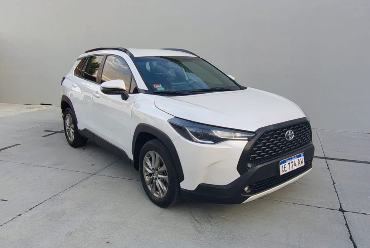 TOYOTA COROLLA CROSS XLI 2.0 CVT - Imagen 3