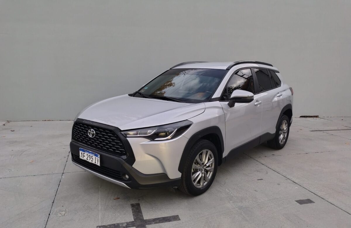 1 TOYOTA COROLLA CROSS XLI 2.0 CVT-MY23 - Imagen 1