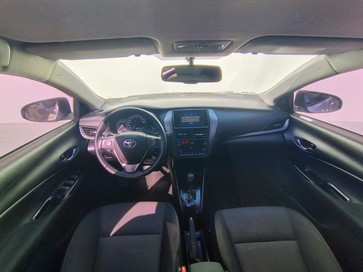 TOYOTA YARIS XLS 1.5 CVT 4P-MY22 - Imagen 12