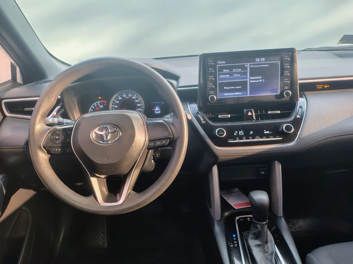 TOYOTA COROLLA CROSS XLI 2.0 CVT - Imagen 12