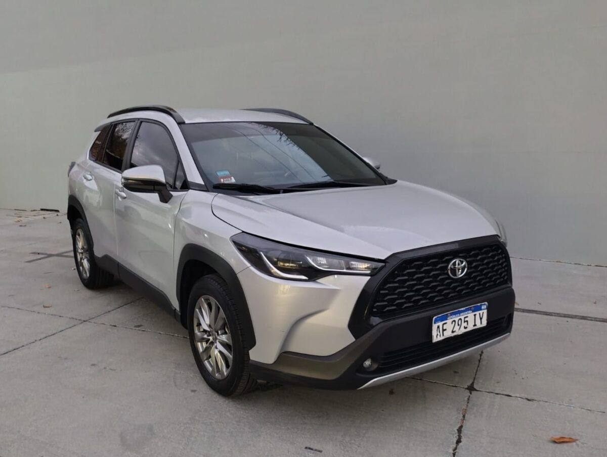 TOYOTA COROLLA CROSS XLI 2.0 CVT-MY23 - Imagen 3