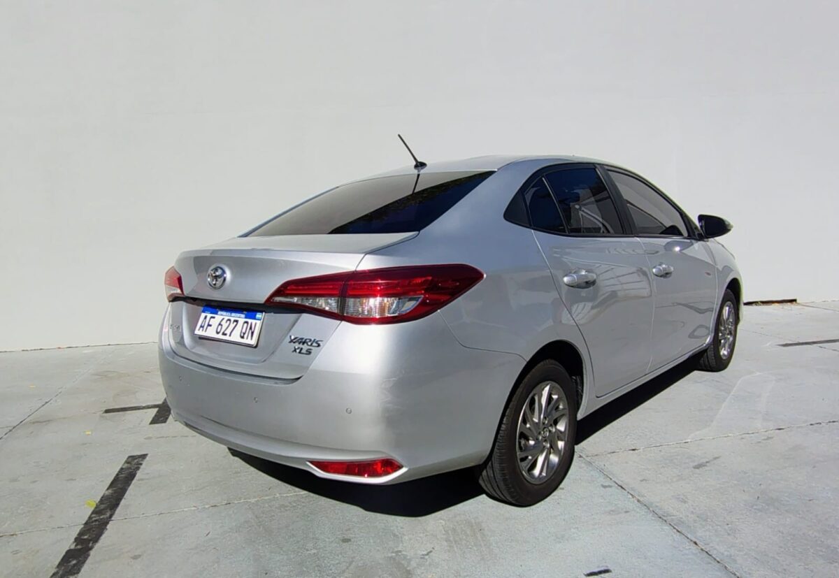TOYOTA YARIS XLS 1.5 CVT 4P-MY22 - Imagen 4