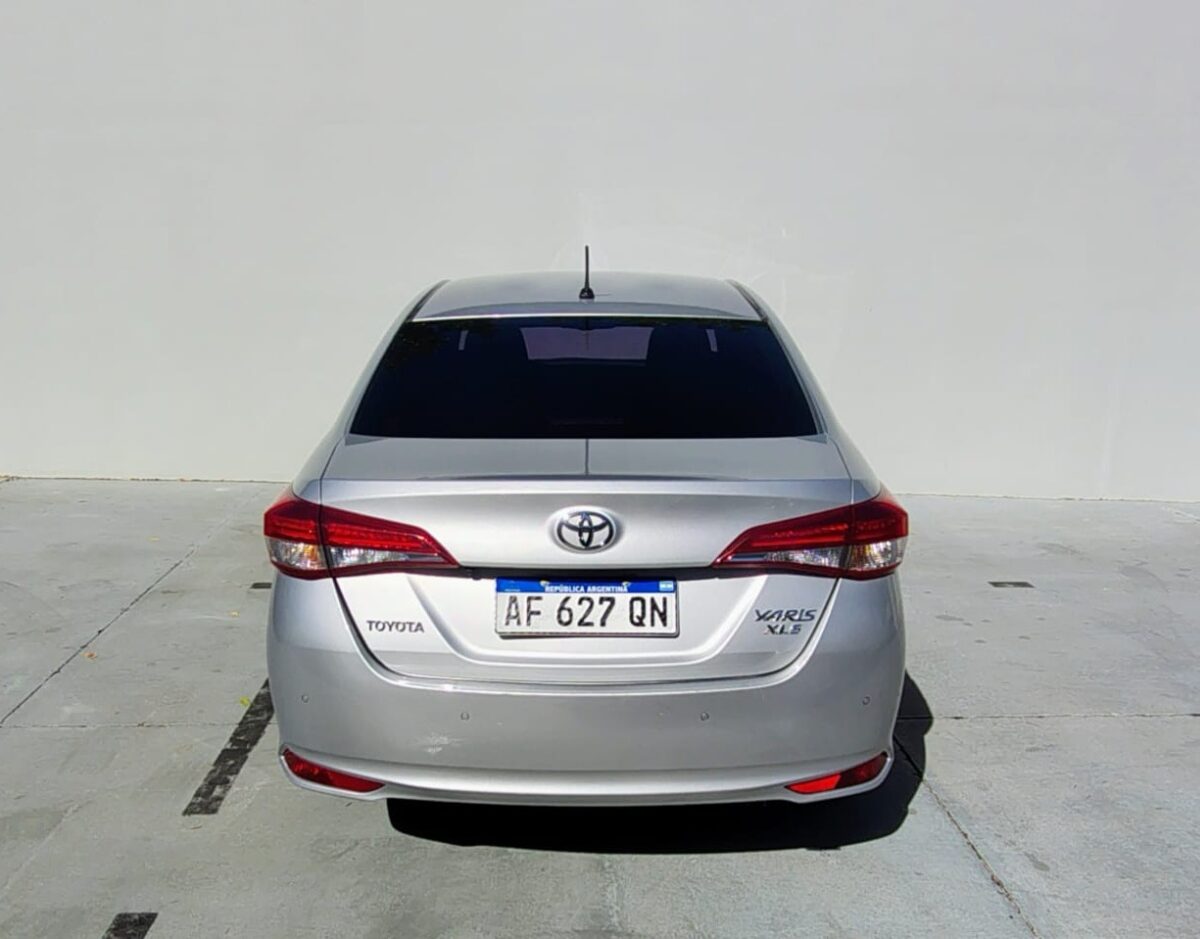 TOYOTA YARIS XLS 1.5 CVT 4P-MY22 - Imagen 8