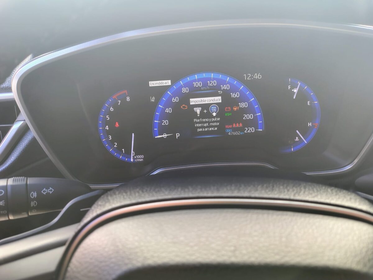 TOYOTA COROLLA CROSS SEG 2.0 CVT MY-24 - Imagen 13
