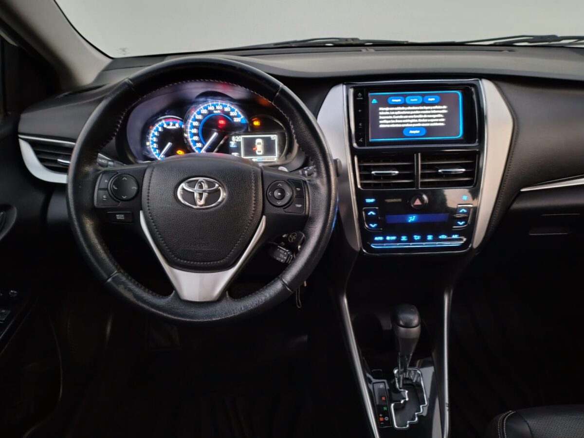 TOYOTA YARIS XLS PACK 1.5 CVT 4P-L.19 - Imagen 12