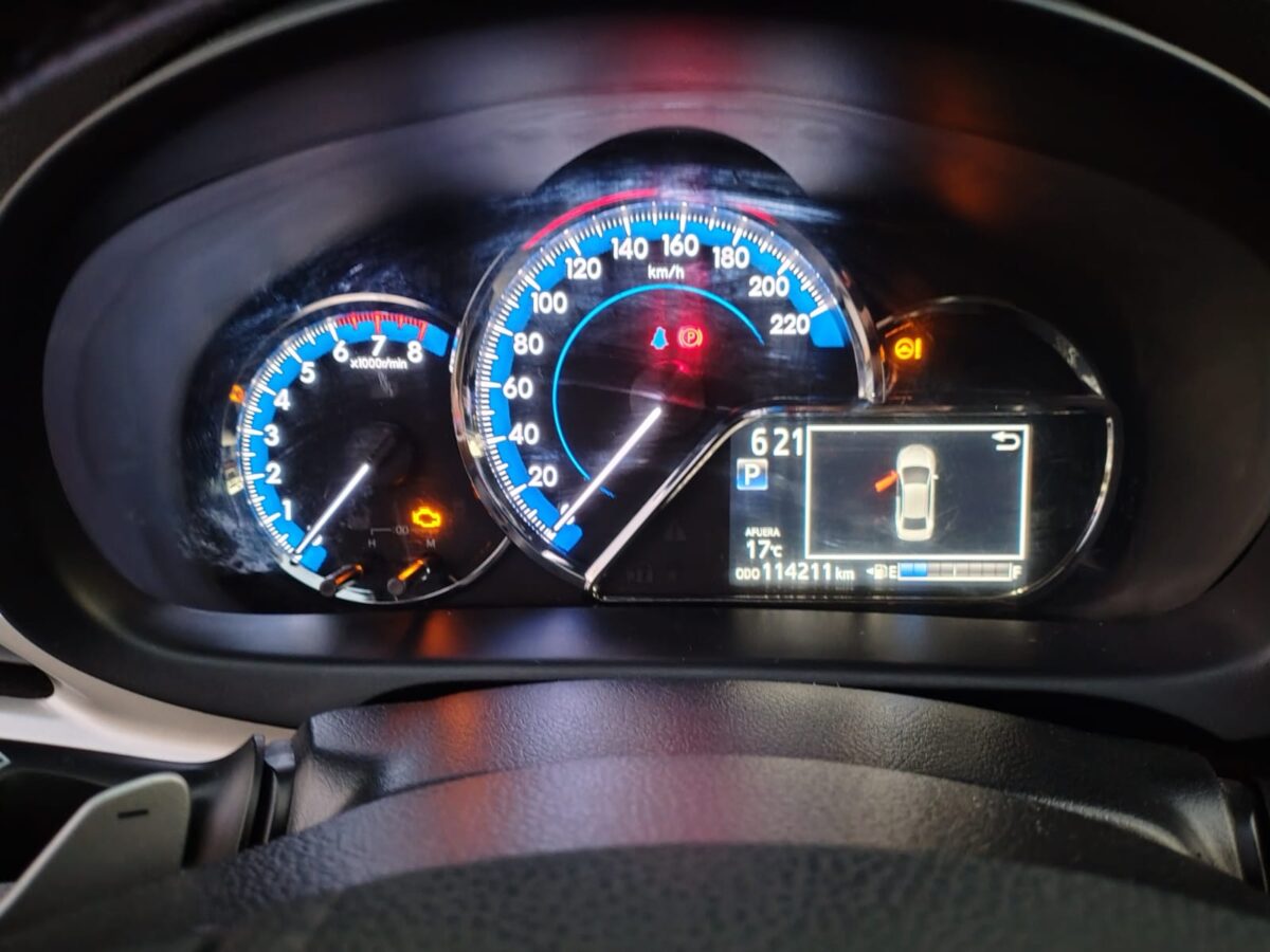 TOYOTA YARIS XLS PACK 1.5 CVT 4P-L.19 - Imagen 14