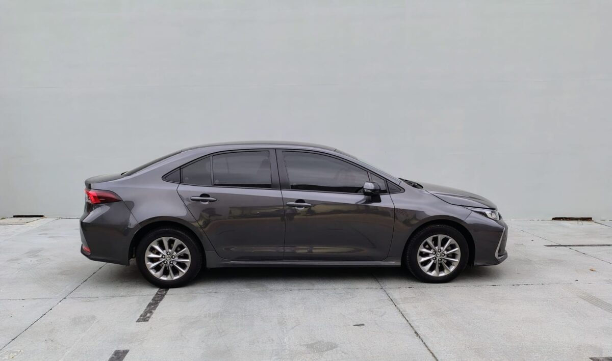 TOYOTA COROLLA 2.0 XLI CVT- MY.23 - Imagen 5