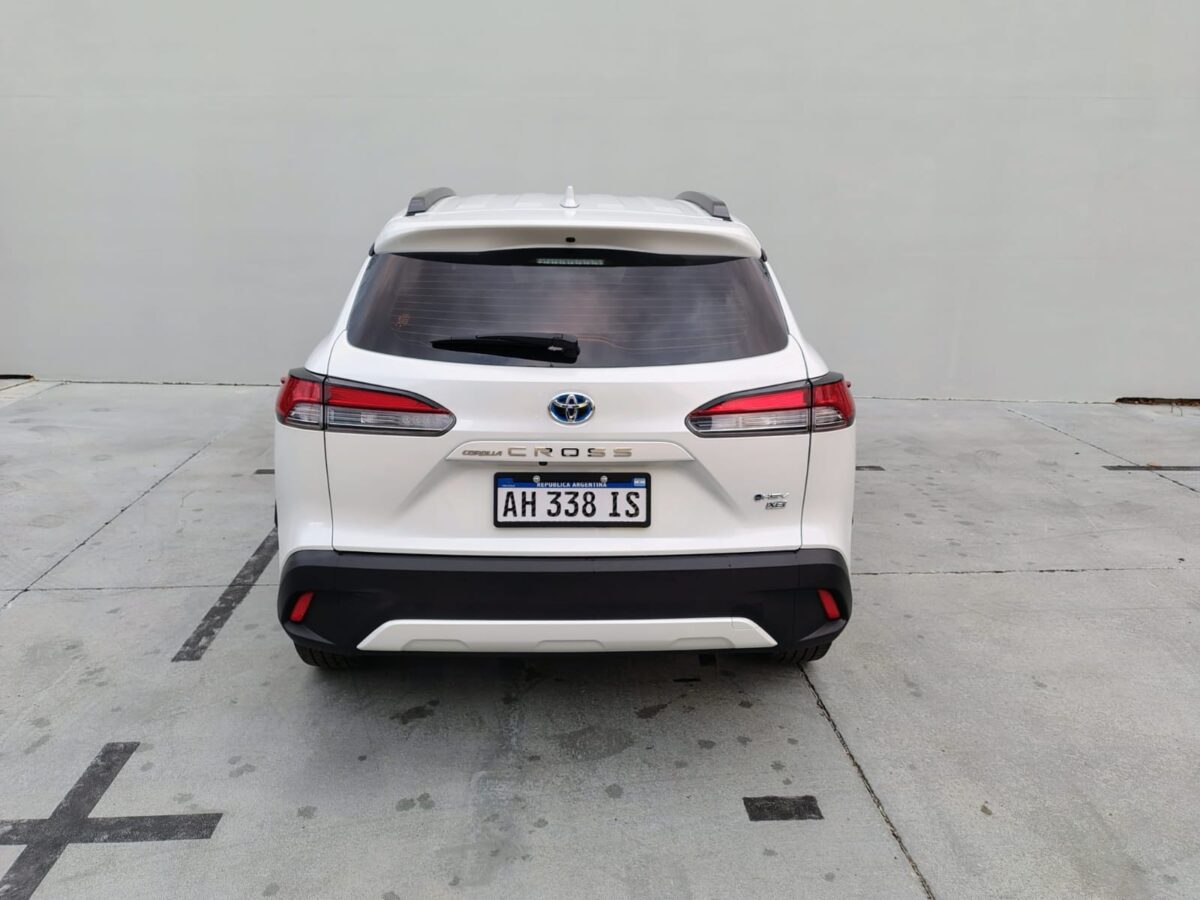 TOYOTA COROLLA CROSS XEI HEV1.8CVT.25 - Imagen 9