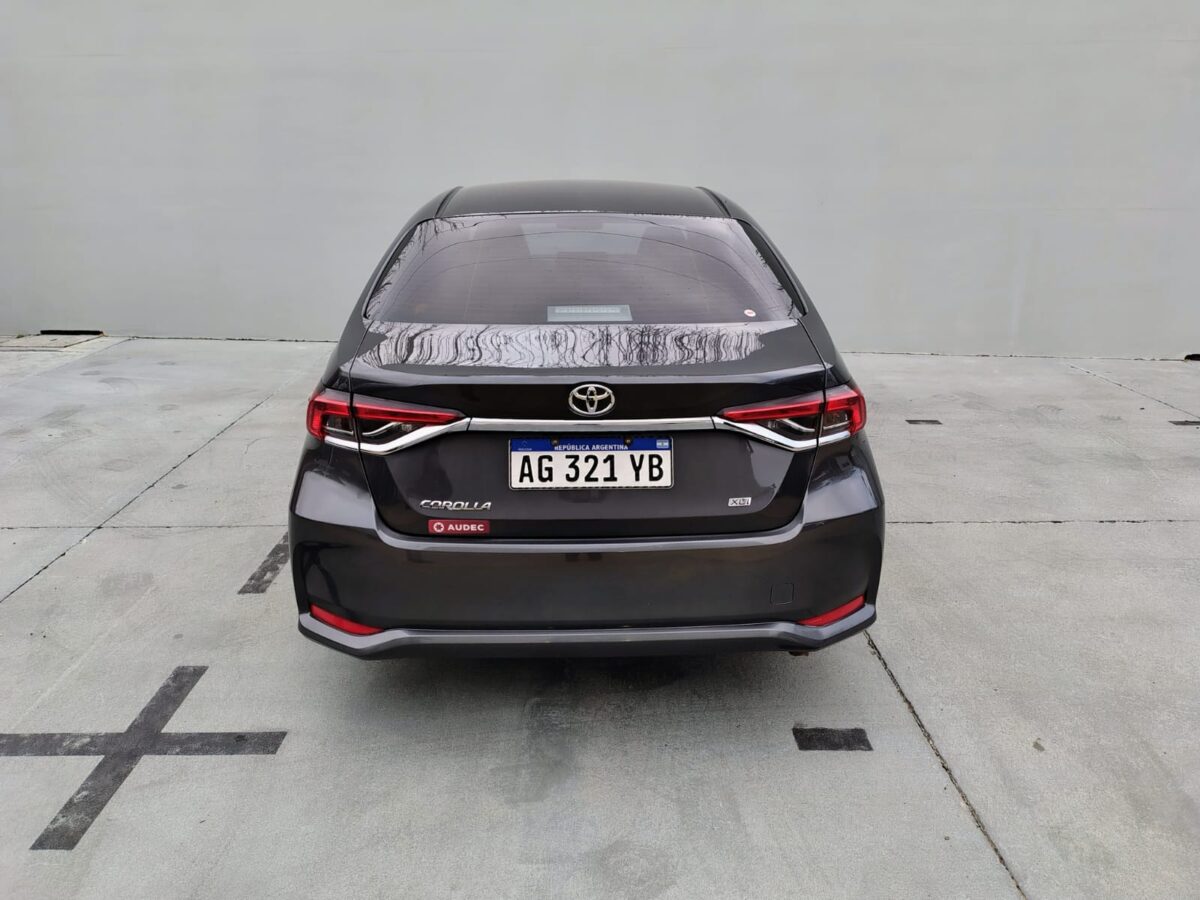 TOYOTA COROLLA 2.0 XLI CVT- MY.23 - Imagen 9