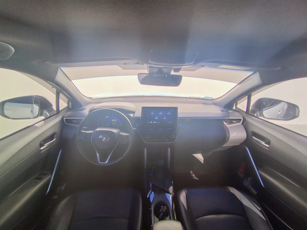 TOYOTA COROLLA CROSS SEG 2.0 CVT MY-24 - Imagen 10