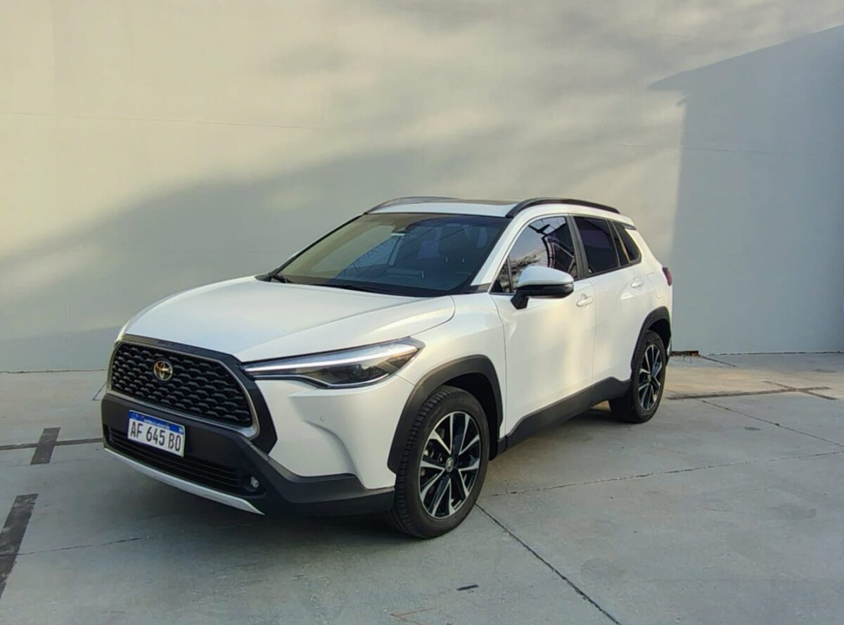 1 TOYOTA COROLLA CROSS SEG 2.0 CVT-MY23 - Imagen 1