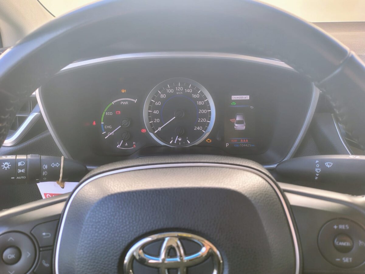 TOYOTA COROLLA XEI HEV 1.8 CVT - MY23 - Imagen 12