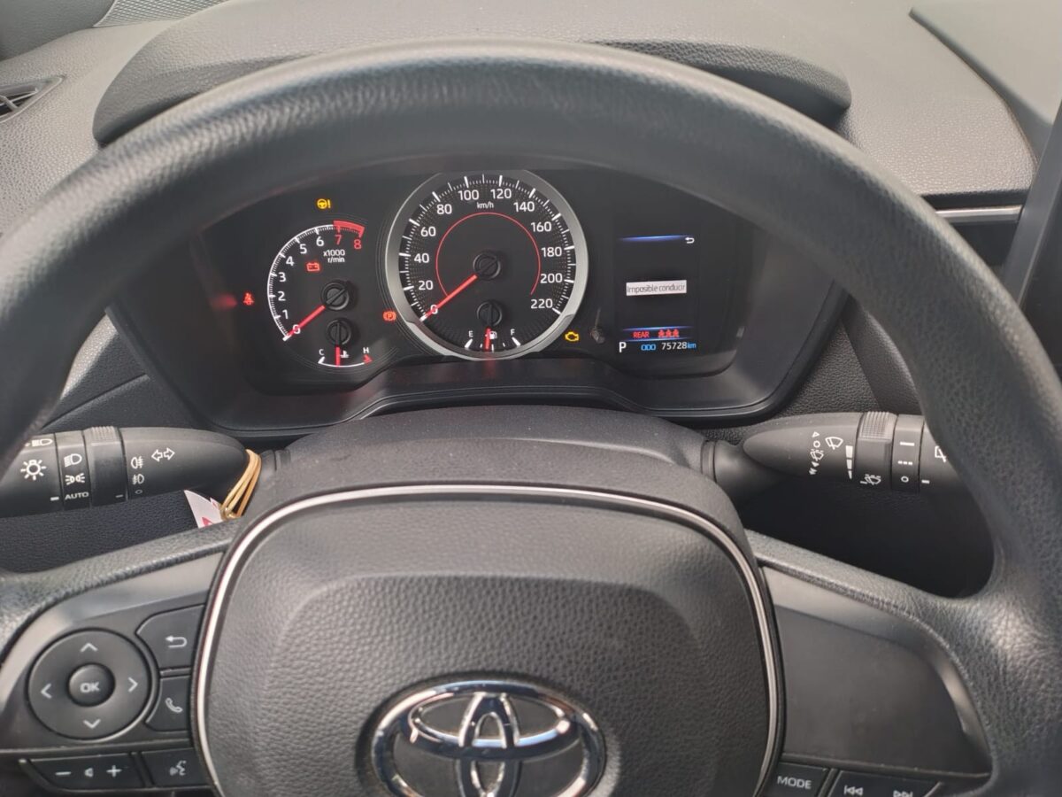 TOYOTA COROLLA CROSS XLI 2.0 CVT - Imagen 15
