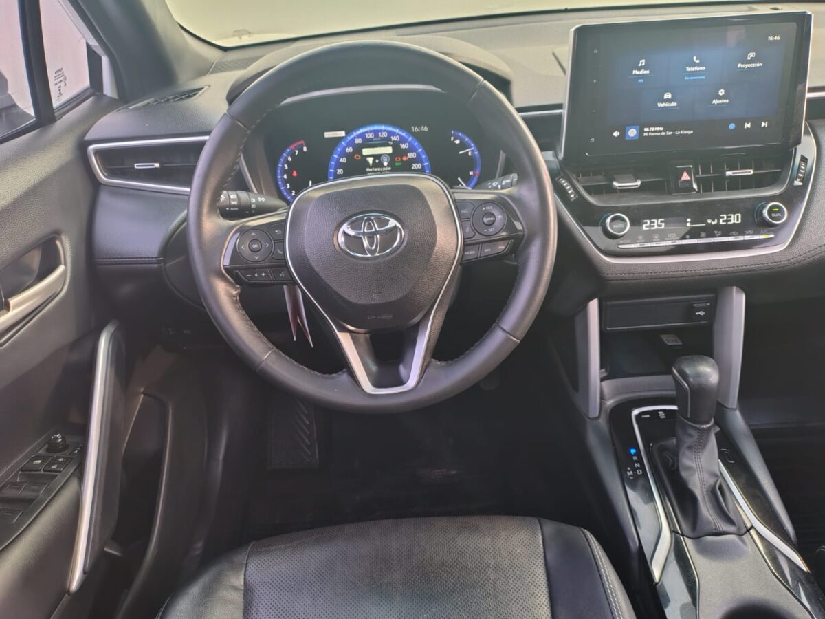 TOYOTA COROLLA CROSS SEG 2.0 CVT-MY23 - Imagen 14