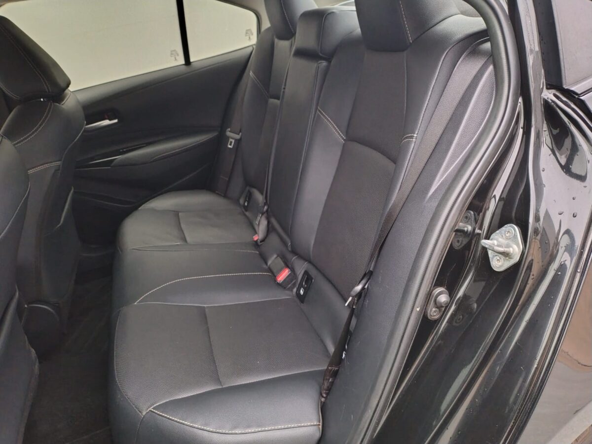TOYOTA COROLLA 2.0 SE-G CVT- MY.21 - Imagen 12