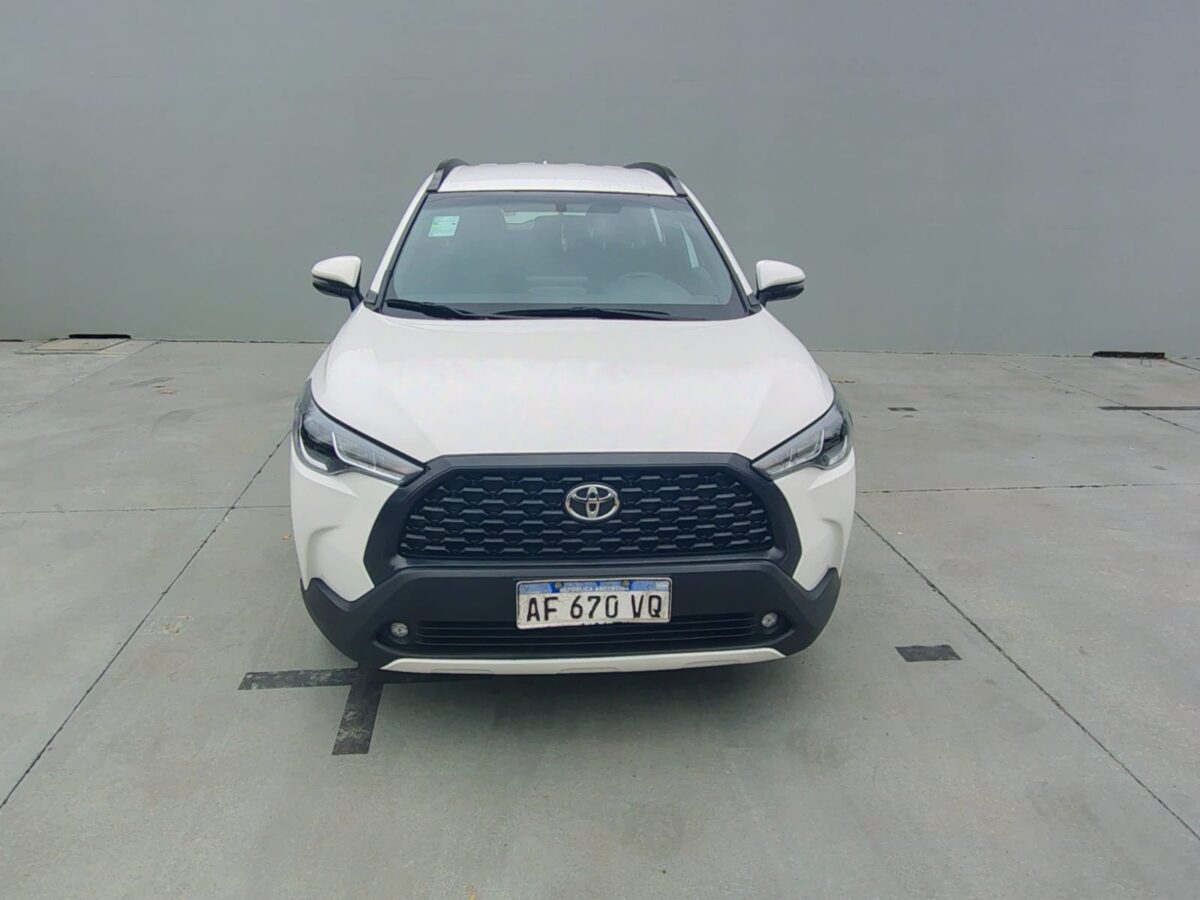 TOYOTA COROLLA CROSS XLI 2.0 CVT - Imagen 8