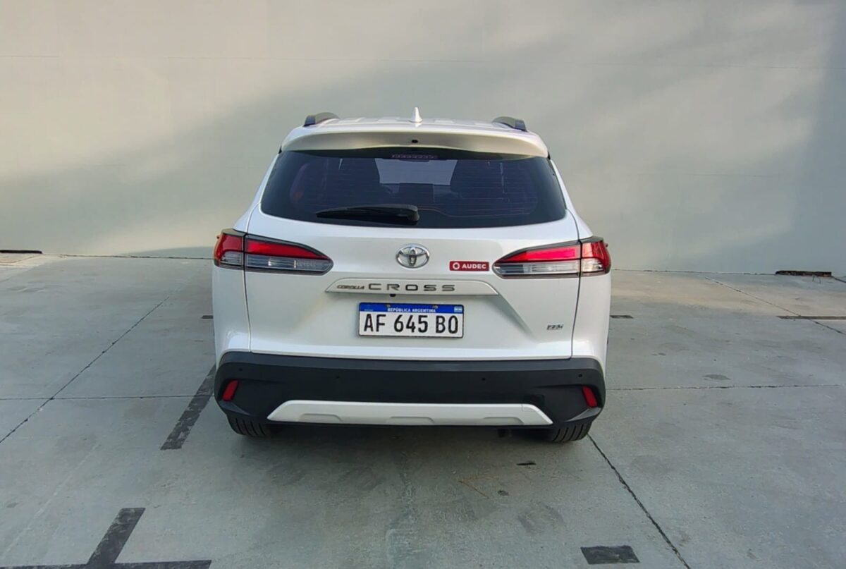 TOYOTA COROLLA CROSS SEG 2.0 CVT-MY23 - Imagen 9