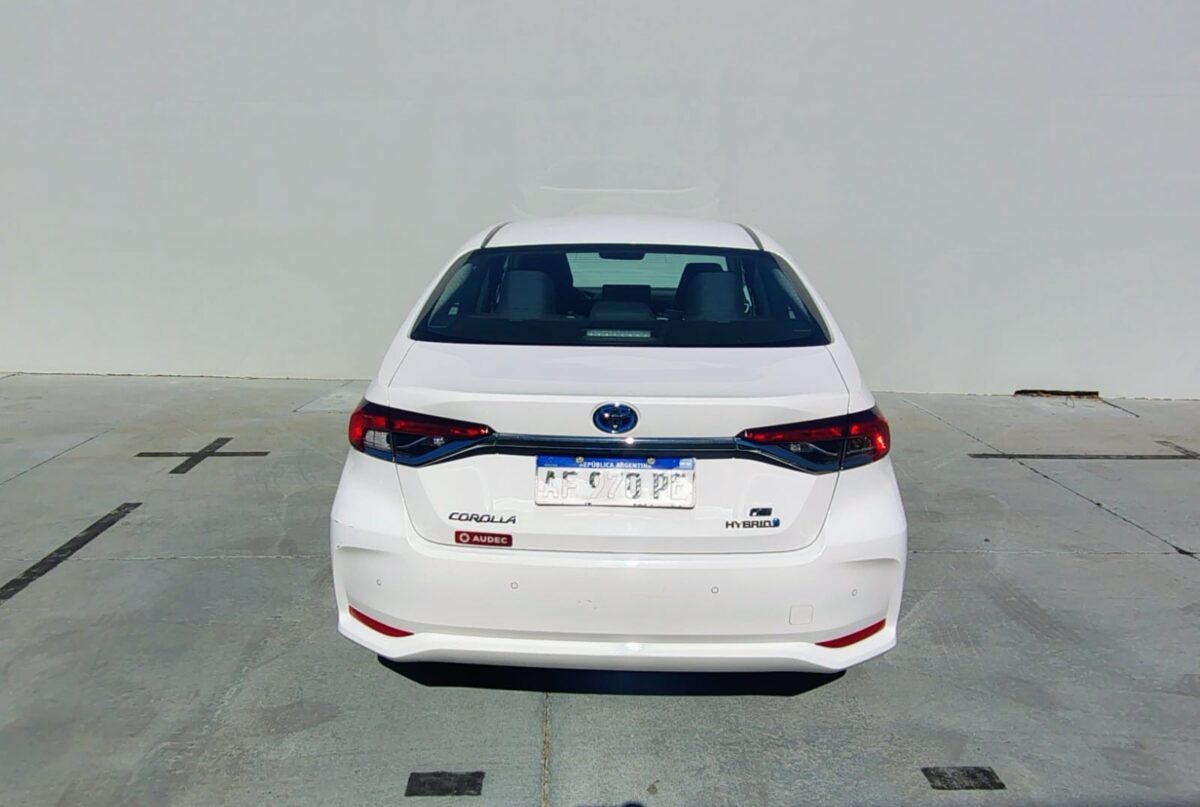 TOYOTA COROLLA XEI HEV 1.8 CVT - MY23 - Imagen 9