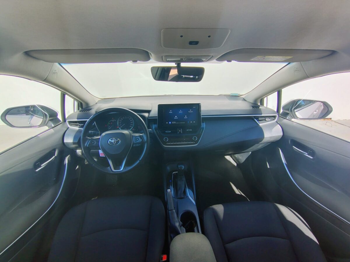 TOYOTA COROLLA XEI HEV 1.8 CVT - MY23 - Imagen 10